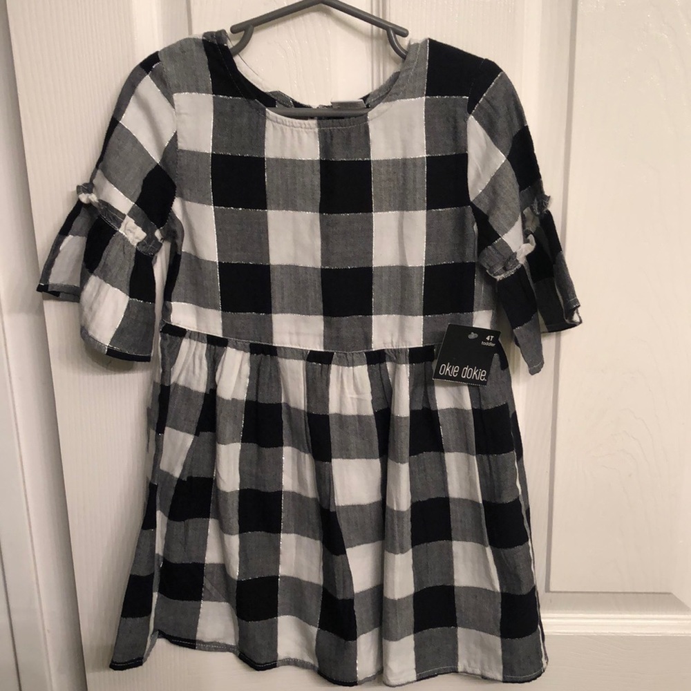 Plaid black and white blouse/tunic 4T